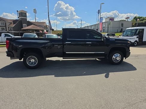 Used 2026 Chevrolet Silverado 3500 High Country w/ High Country Premium Package AWD/4WD image 7