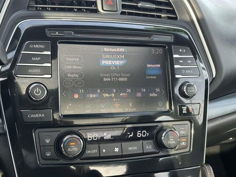 Used 2019 Nissan Maxima SR w/ Premium Package image 17