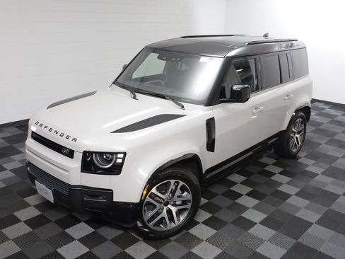 Certified 2026 Land Rover Defender 110 X-Dynamic SE AWD/4WD image 2