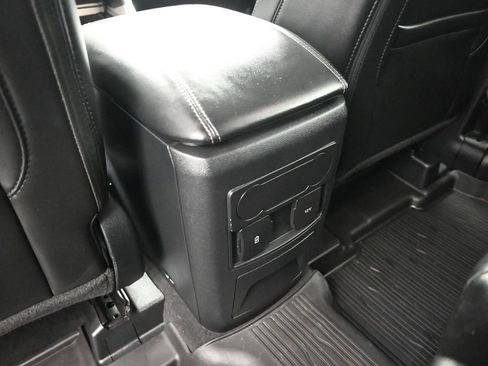 Certified 2022 Ford Explorer XLT w/ Equipment Group 202A image 21