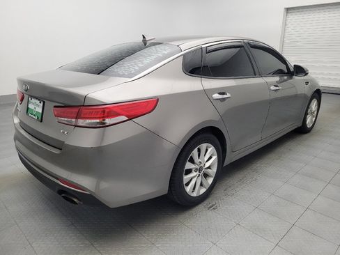 Used 2016 Kia Optima EX FWD image 9