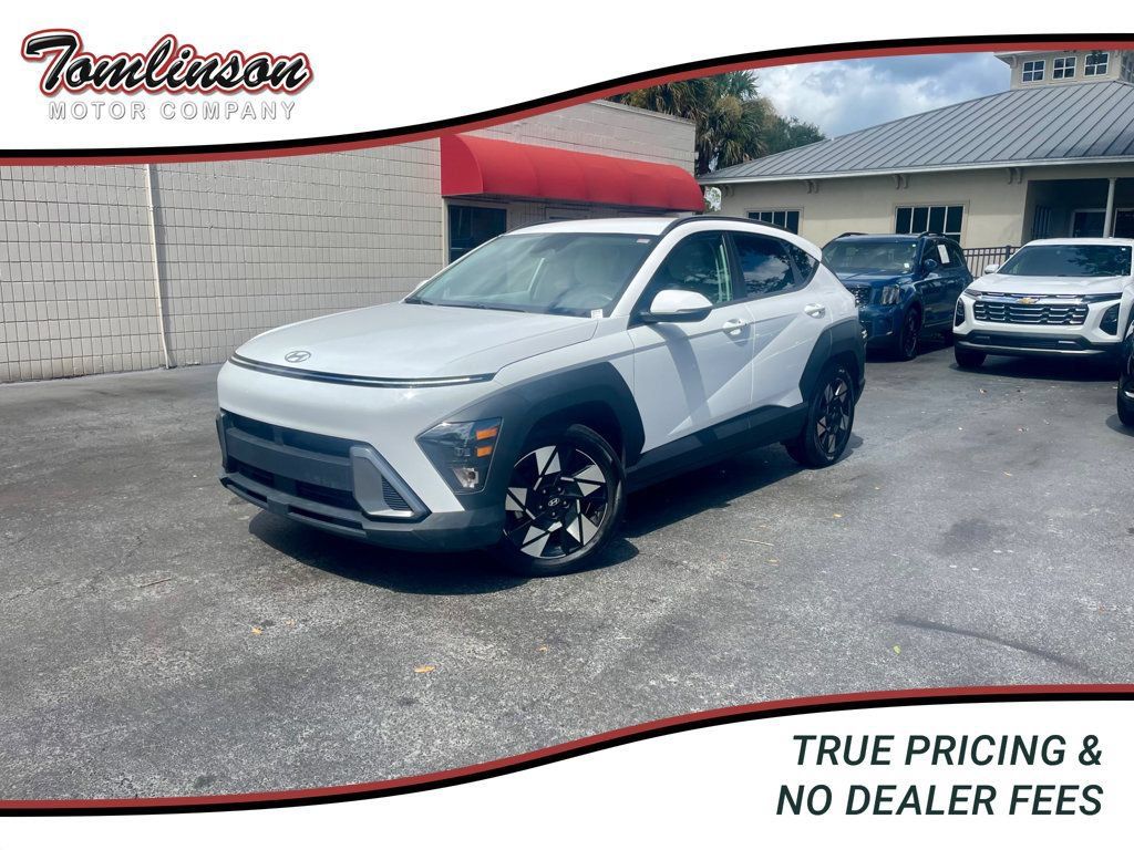 Used 2025 Hyundai Kona SEL FWD image 1