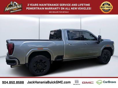 New 2026 GMC Sierra 2500 Denali Ultimate w/ LPO, Black Badging Package