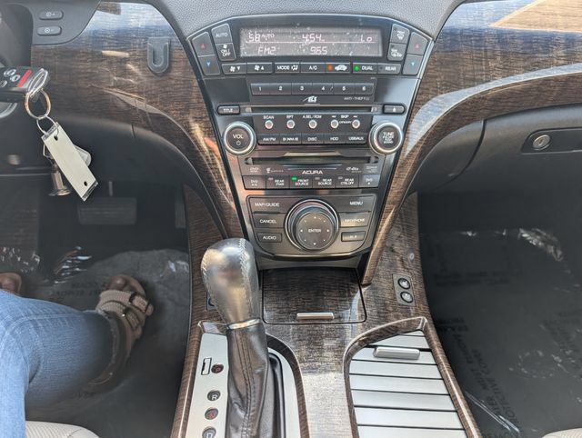 Used 2011 Acura MDX w/ Advance & Entertainment Pkg AWD/4WD image 13