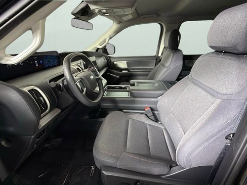 Used 2025 Ford Expedition Max Active RWD image 7