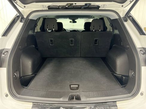 Used 2021 Chevrolet Blazer LT image 23