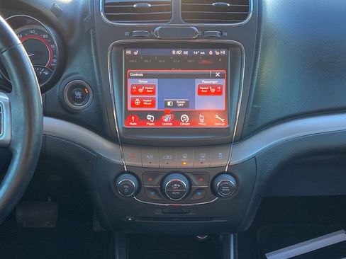 Used 2016 Dodge Journey Crossroad w/ Popular Equipment Group image 21