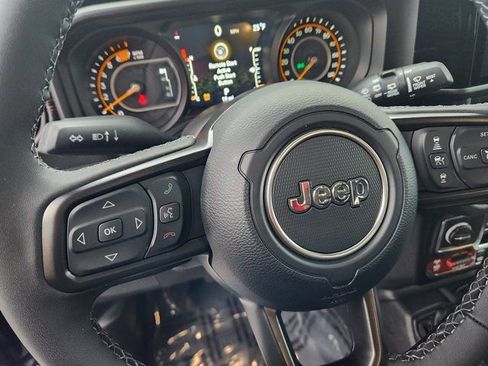 New 2026 Jeep Wrangler Unlimited Rubicon AWD/4WD image 17
