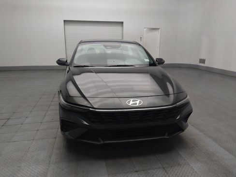 Used 2024 Hyundai Elantra SE FWD image 14