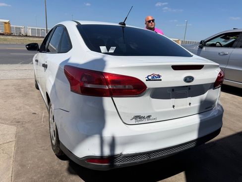 Used 2016 Ford Focus S image 28