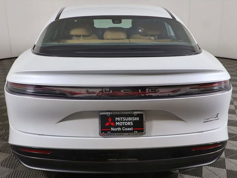 Used 2024 Lucid Air Touring AWD/4WD image 14