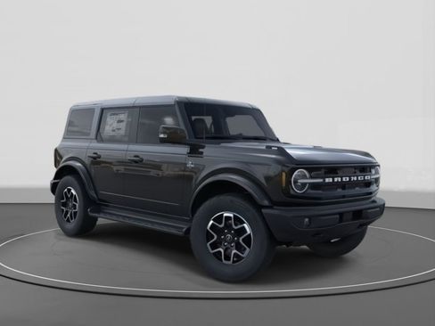 New 2025 Ford Bronco Outer Banks image 7