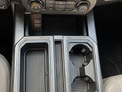 Used 2019 Ford F150 XLT w/ Equipment Group 302A Luxury AWD/4WD image 11