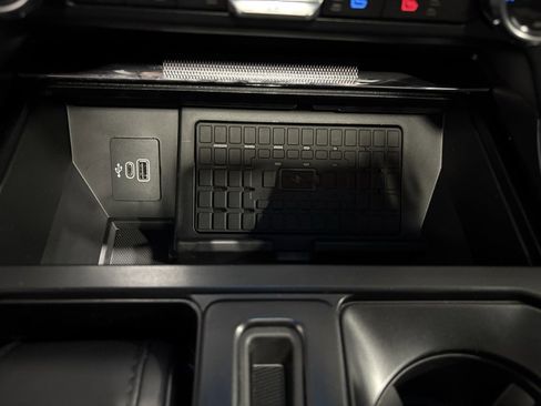 New 2025 Ford F150 Lariat w/ Equipment Group 502A High image 17