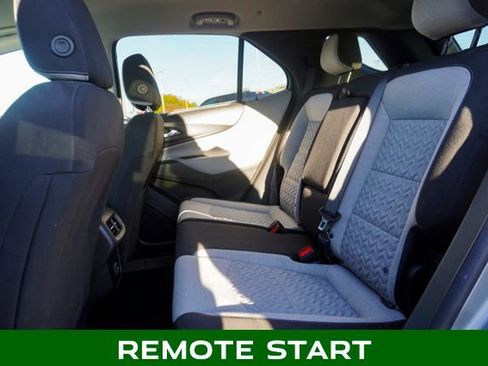 Used 2023 Chevrolet Equinox LT w/ Driver Convenience Package image 8