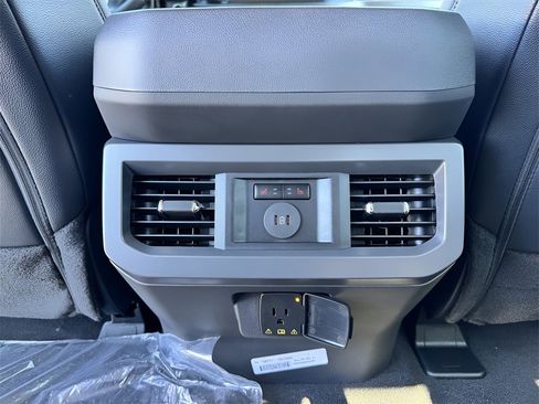 New 2026 Ford F250 Lariat w/ Lariat Premium Package image 37