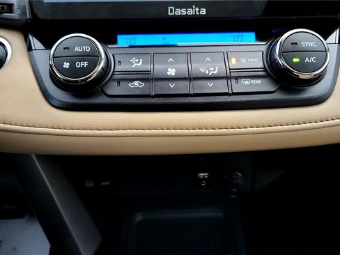 Used 2017 Toyota RAV4 XLE w/ Plus Extra Value Package image 31