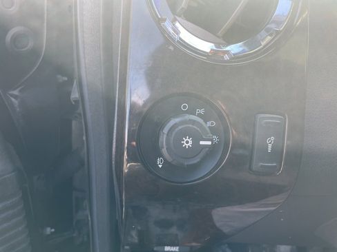 Used 2016 Ford F250 Platinum w/ Snow Plow Prep Package image 7