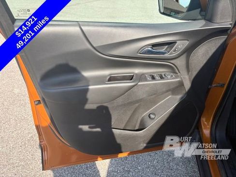 Used 2018 Chevrolet Equinox LT FWD image 10