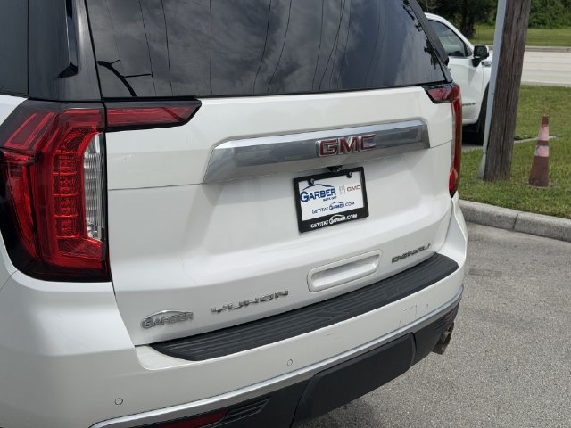 Used 2022 GMC Yukon Denali RWD image 10