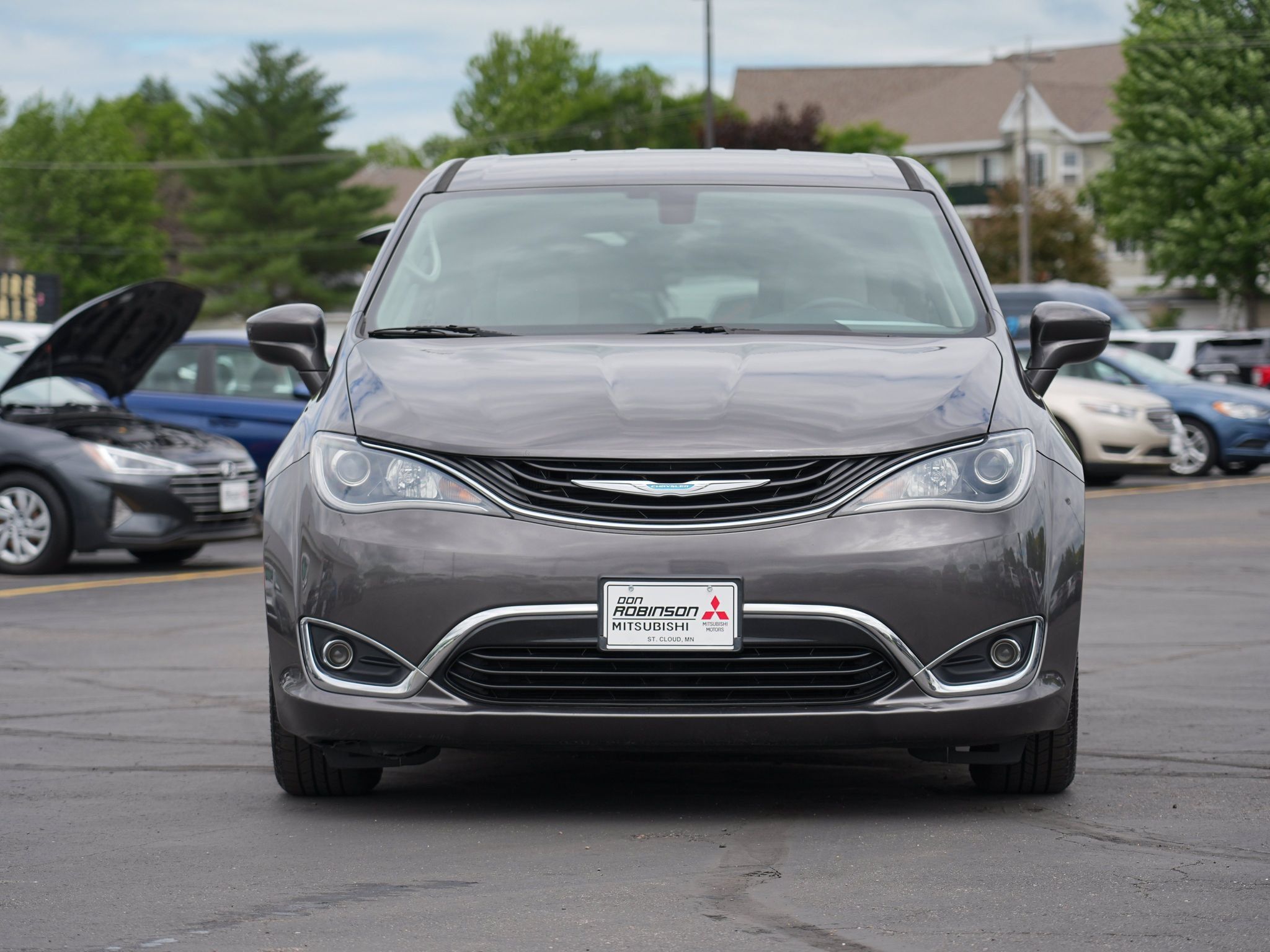 Used 2017 Chrysler Pacifica Touring Plus FWD image 9