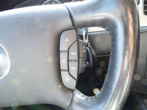Used 2007 Chevrolet Monte Carlo LT FWD image 18