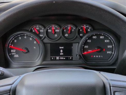 Used 2025 Chevrolet Silverado 1500 Custom Trail Boss AWD/4WD image 16