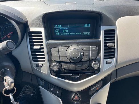 Used 2012 Chevrolet Cruze LT FWD image 18