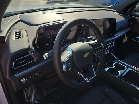 New 2026 Chevrolet Traverse LT w/ Sun and Wheel Package image 18