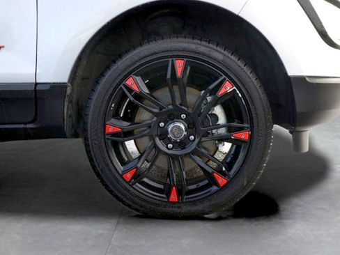 Used 2020 Ford EcoSport SES w/ SES Black Appearance Package image 9