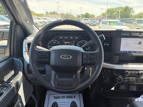 Used 2024 Ford F350 XLT w/ 360-Degree Camera Package AWD/4WD image 14