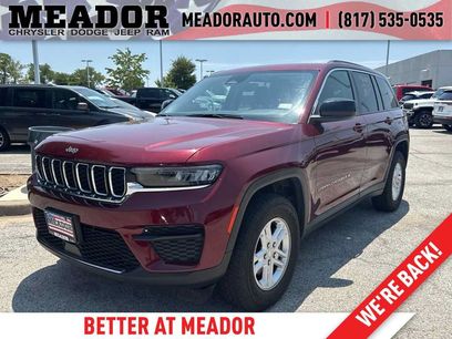 Used 2024 Jeep Grand Cherokee Laredo