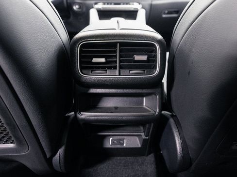 Used 2024 Mercedes-Benz GLE 450e 4MATIC w/ AMG Line Exterior image 30
