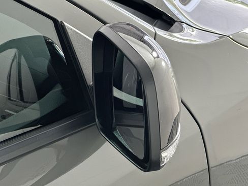 Used 2024 Dodge Durango GT image 10