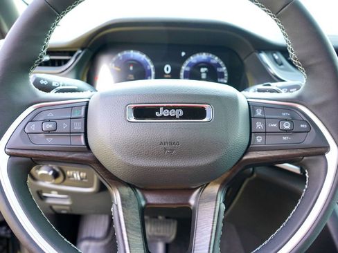New 2026 Jeep Grand Cherokee Altitude RWD image 12