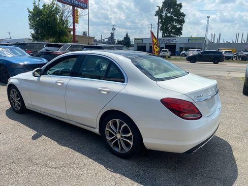 Used 2016 Mercedes-Benz C 300 Sedan image 7