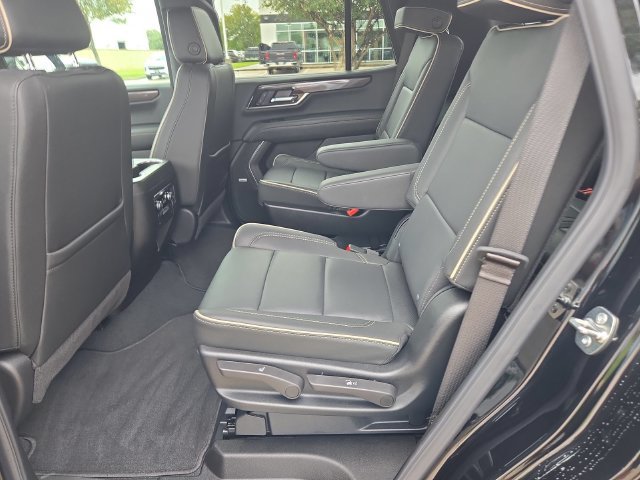 Used 2026 GMC Yukon Elevation RWD image 24