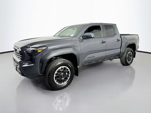 Certified 2026 Toyota Tacoma TRD Off-Road AWD/4WD image 3