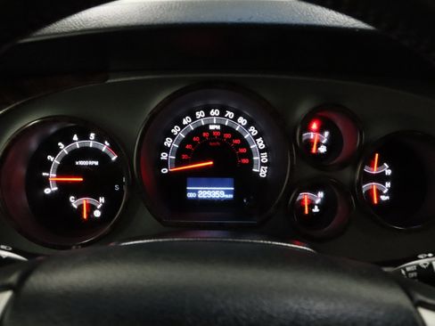 Used 2014 Toyota Sequoia Limited RWD image 42