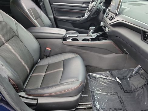 Used 2023 Nissan Altima 2.5 SR image 19