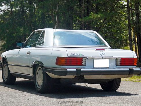 Used 1989 Mercedes-Benz 560 SL image 6