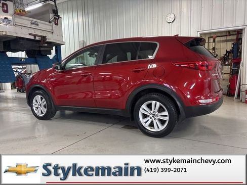 Used 2019 Kia Sportage LX image 4