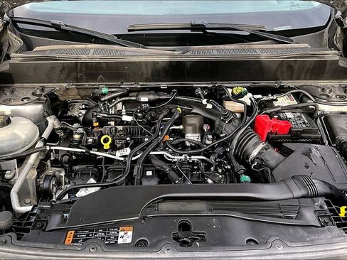 Certified 2022 Ford Maverick XLT w/ Equipment Group 300A Standard image 10