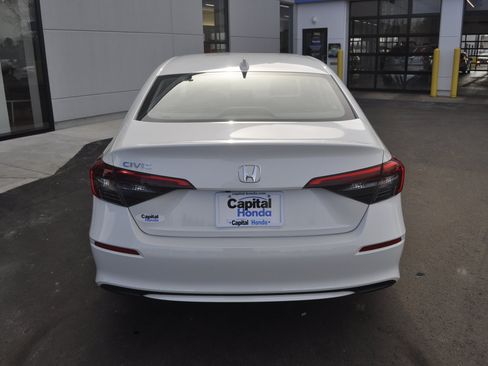 Certified 2024 Honda Civic EX image 6