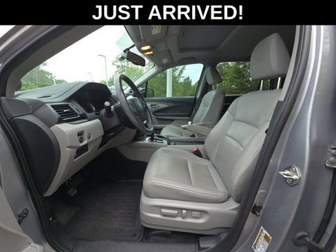 Used 2017 Honda Pilot EX-L image 13
