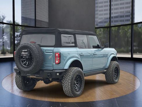 Used 2022 Ford Bronco Outer Banks AWD/4WD image 3