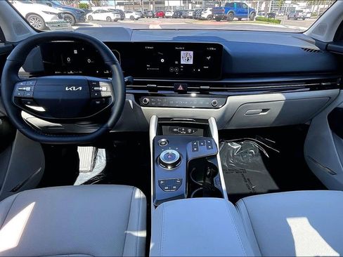 Used 2026 Kia Sportage SX Prestige image 13