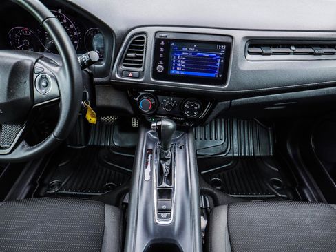 Used 2019 Honda HR-V Sport image 26