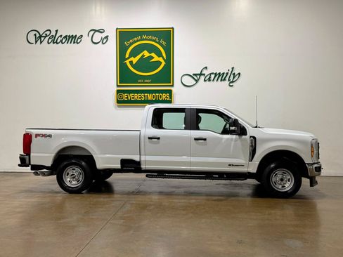 Used 2024 Ford F250 XL w/ FX4 Off-Road Package AWD/4WD image 10