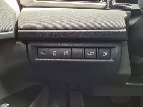 Used 2025 Toyota Camry LE w/ Convenience Package FWD image 27